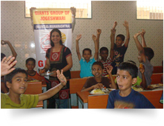 sponsored lunch at drug addict children